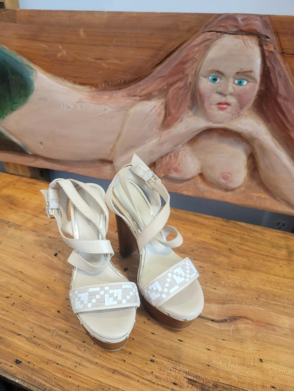 Giani Bini Sz 8.5 Leather Beige & White Checkered Pattern 2" Platform 5" Heel